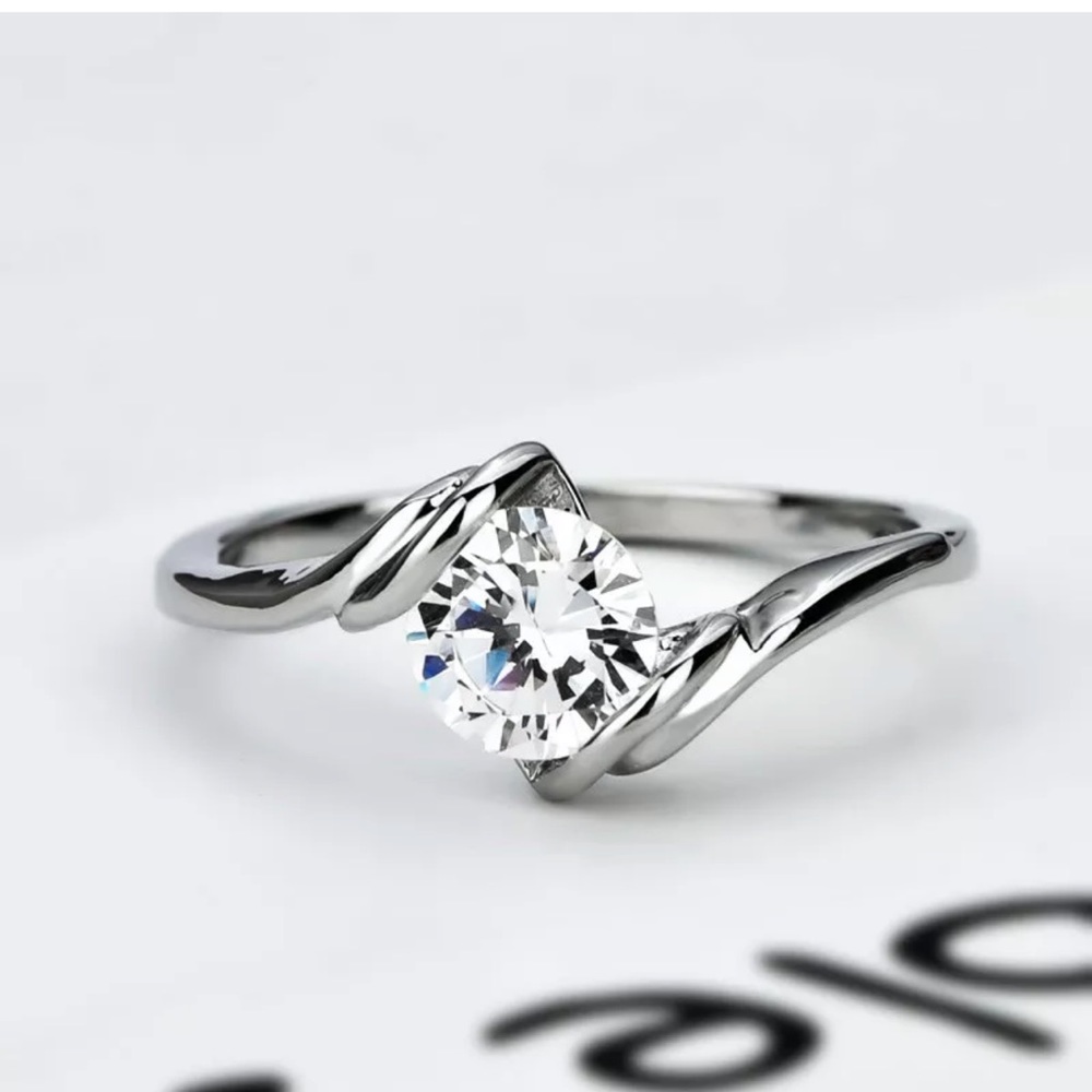 925Silver Rings Round Cut White Sapphire Ring - Picture 2 of 6